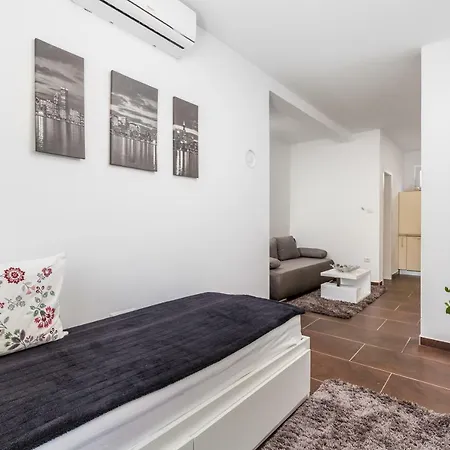 Klein Aber Fein Apartment Rijeka